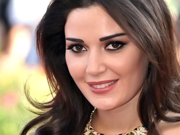 الفنانة سيرين عبدالنور