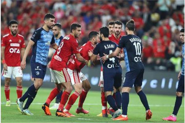 فضيحة بيراميدز.. صفحات تابعة للنادي تستغل مشاعر جماهير الزمالك لحضور مباراة الأهلي