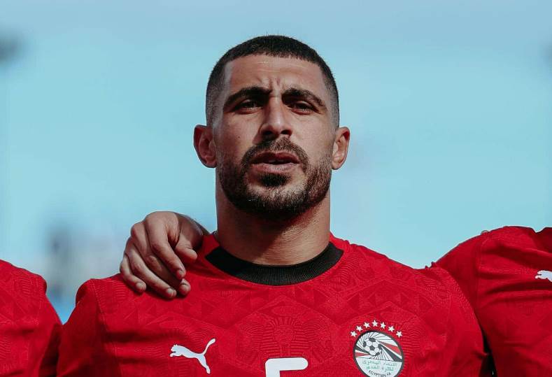 الزمالك يتلقى صدمة قوية.. فرج عامر يرفض التخلي عن محمد ربيعة