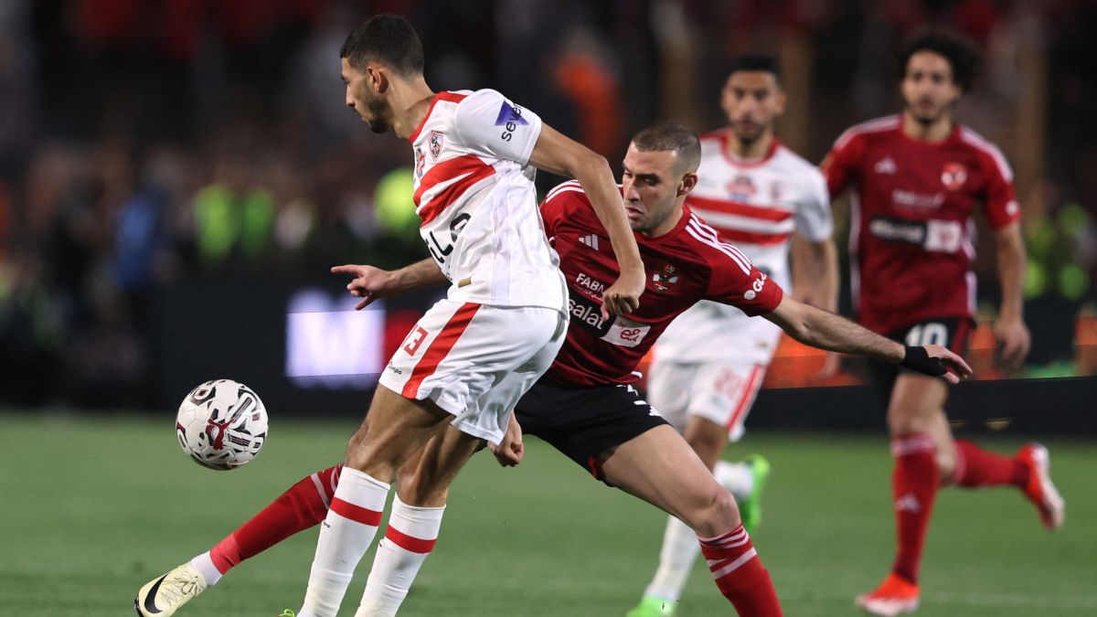 الزمالك يضع عينه على نجم الأهلي.. التحرك الرسمي بعد انتقاله لنادٍ جديد