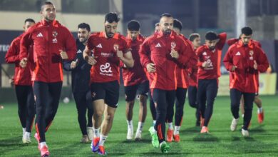 إصابة بقطع في الرباط الصليبي تضرب الأهلي.. لاعب الفريق في موقف صعب