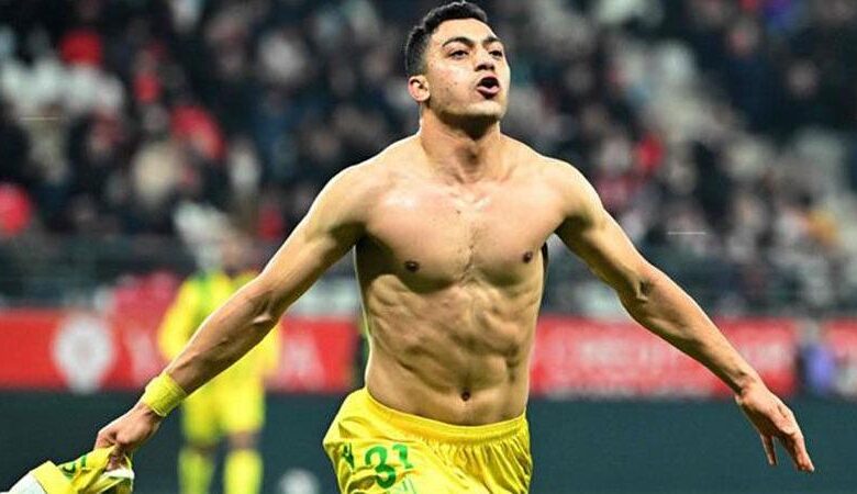 مفاجأة مدوية.. نجم الأهلي ينفي التفاوض مع مصطفى محمد والزمالك يقترب