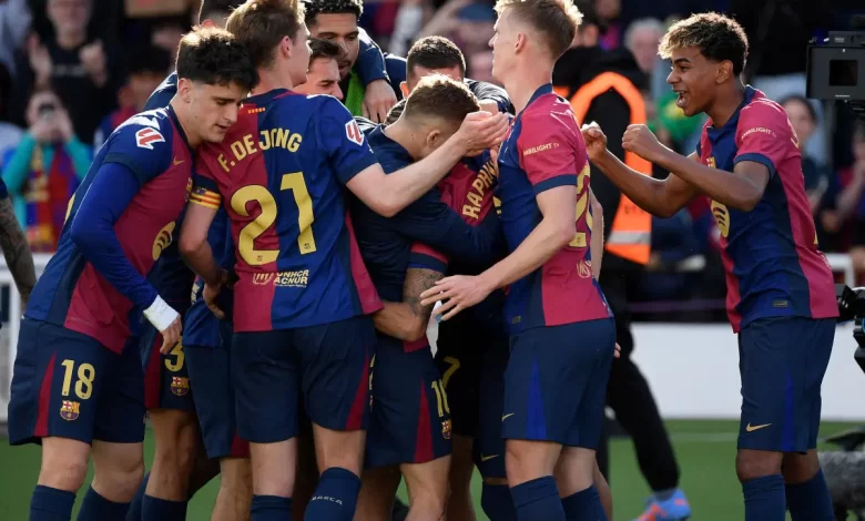 خافيير تيباس يثير الجدل بقرار يدعم برشلونة في دوري الأبطال ويغضب ريال مدريد